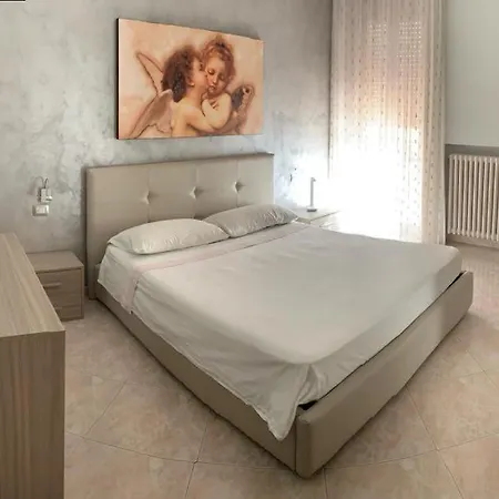 Bilocale, Via Udine 11 R, Gallipoli, Amiciziaweb * Gallipoli